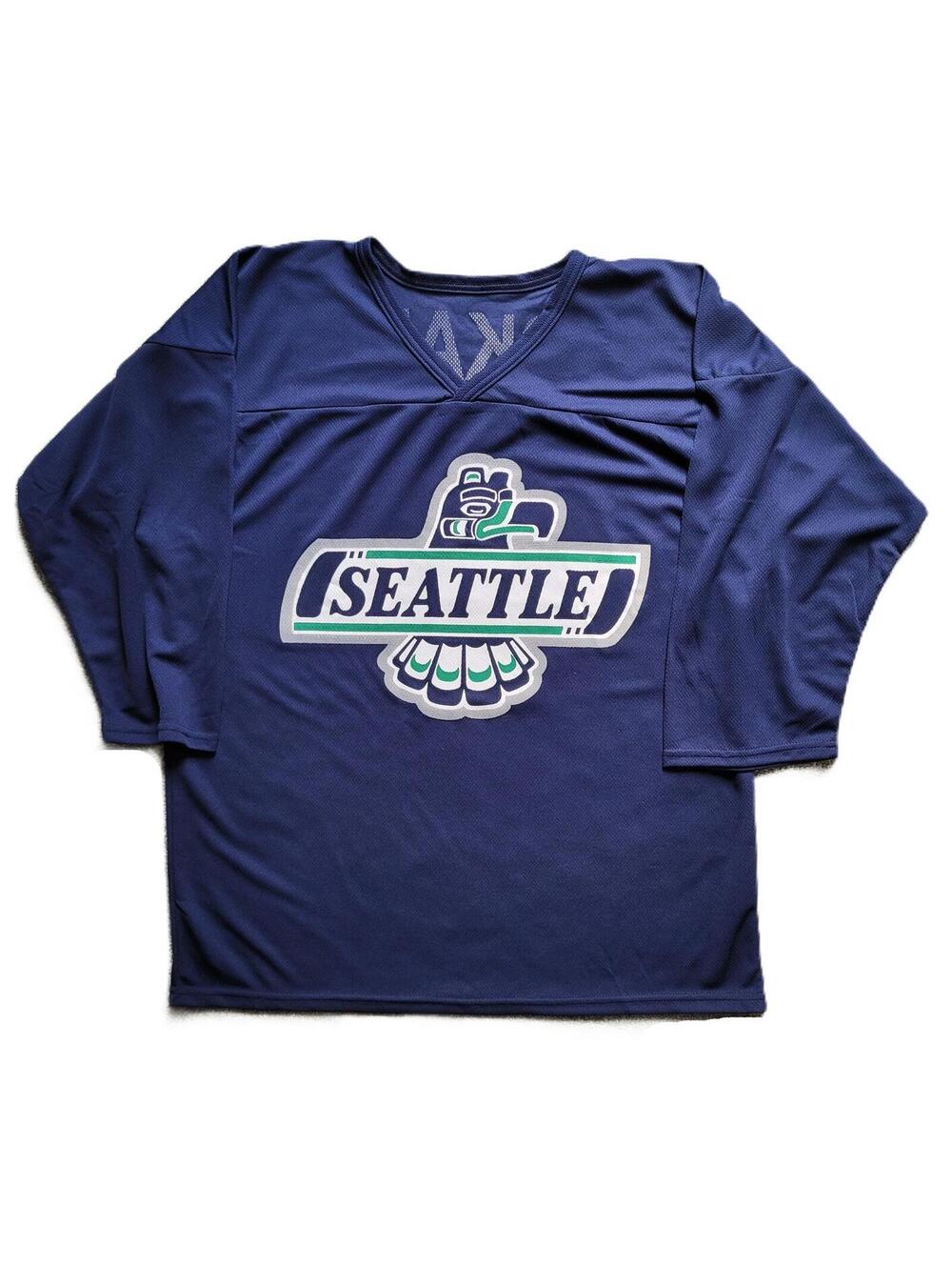 Seattle Thunderbirds Hockey Jersey Pickard 1 Men’s Small Navy Retro Logo - NEW